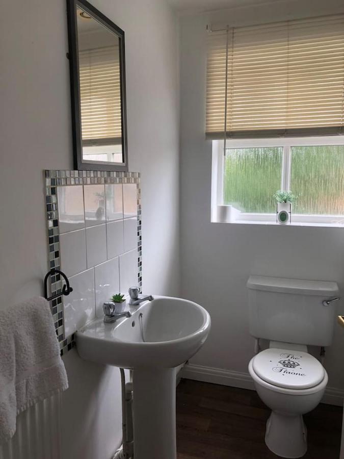 Bluebell House 2 Bedroom With Parking And Garden Скънторп Екстериор снимка